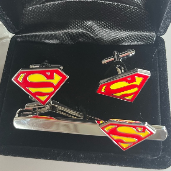 Other - Superman Logo Cufflinks and Tie Clip Set - Red and Yellow